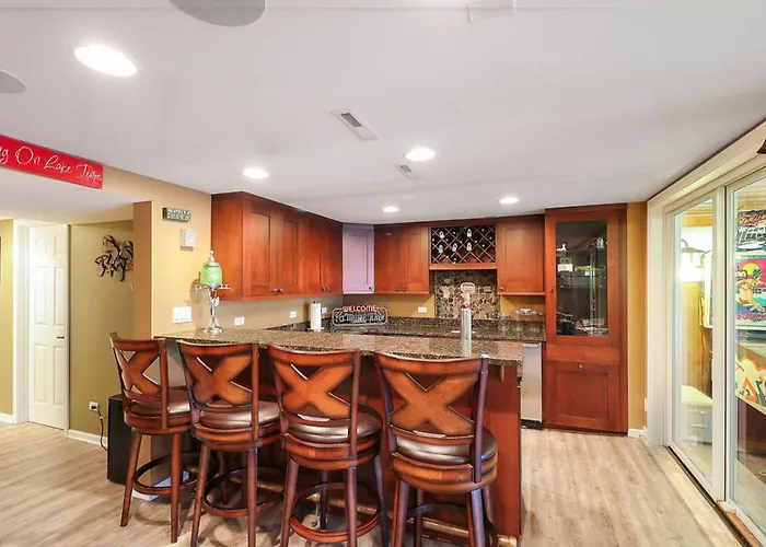 Captains Quarters Life Dream 2bed 2bath Holiday home Fox Lake